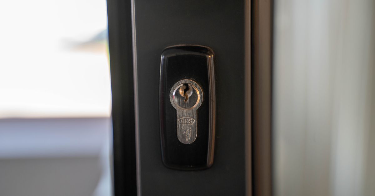 locksmith service technician — Fort Washington Locksmiths