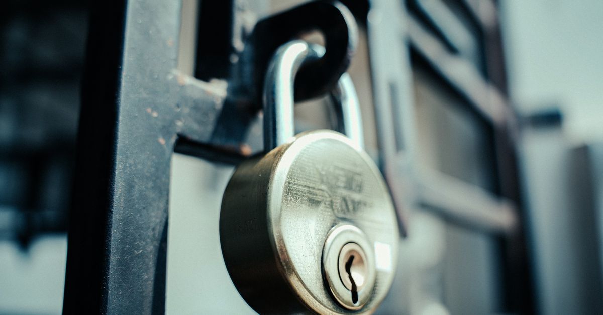 locksmith service technician — Fort Washington Locksmiths